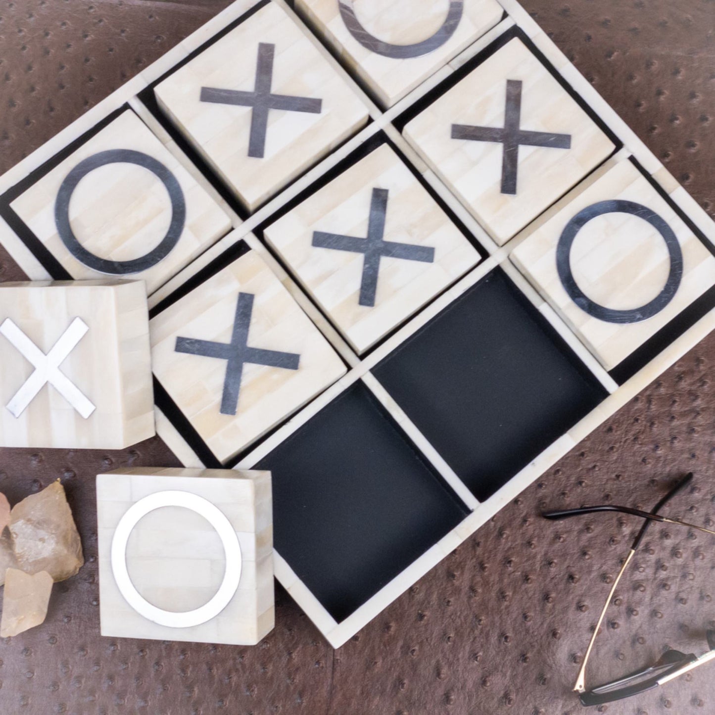 Naughts and Crosses - Luxe