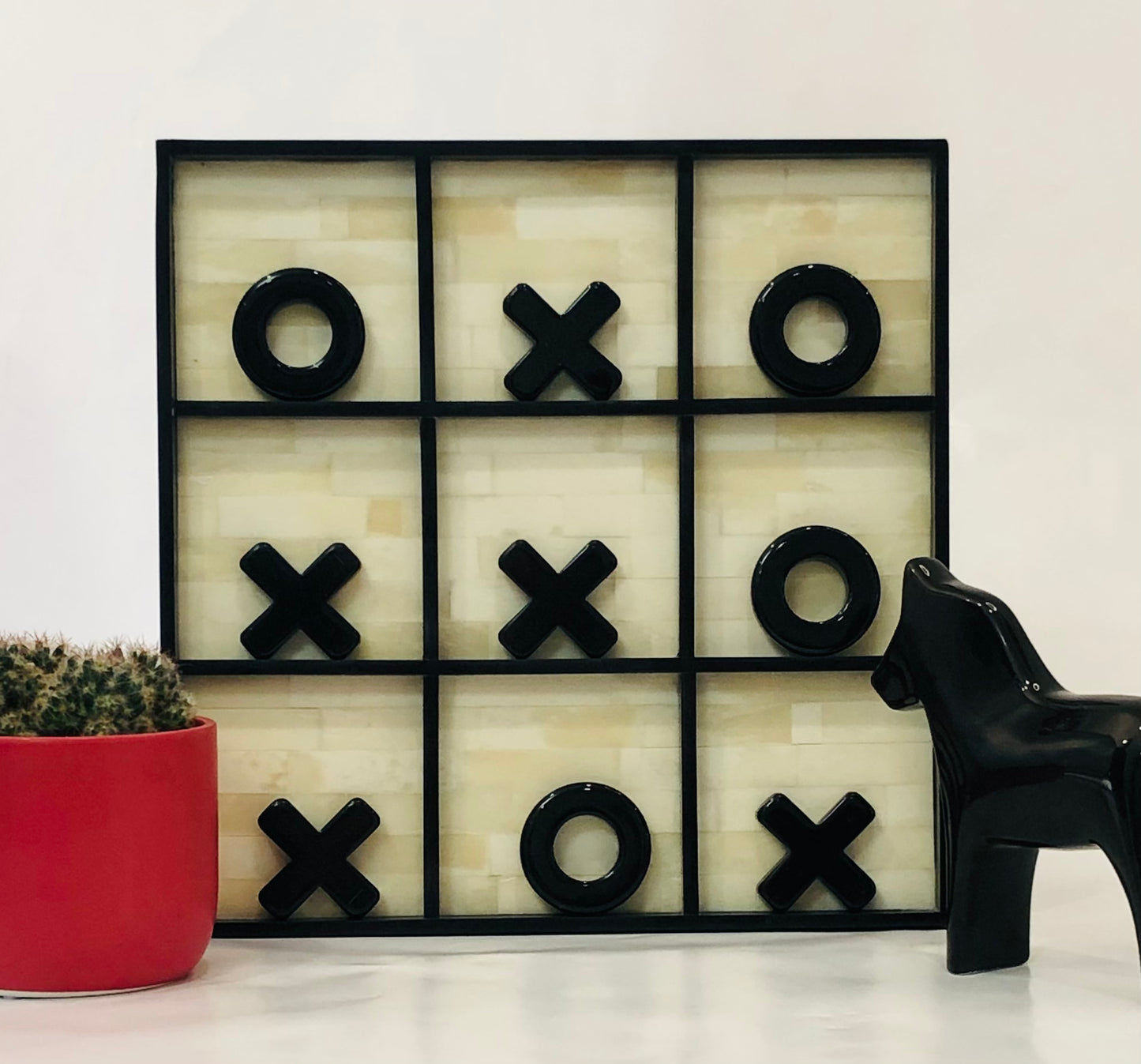 Naughts and Crosses - Black and White
